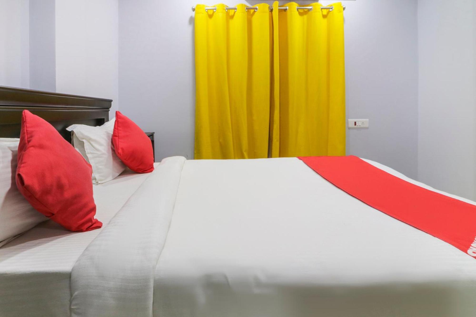 โอโย 71210 จูบิลี โฮม Hotel ไฮเดอราบัด ภายนอก รูปภาพ